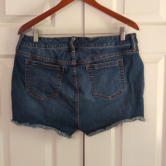 Torrid jeans shorts size 14 - Picture 5 of 7